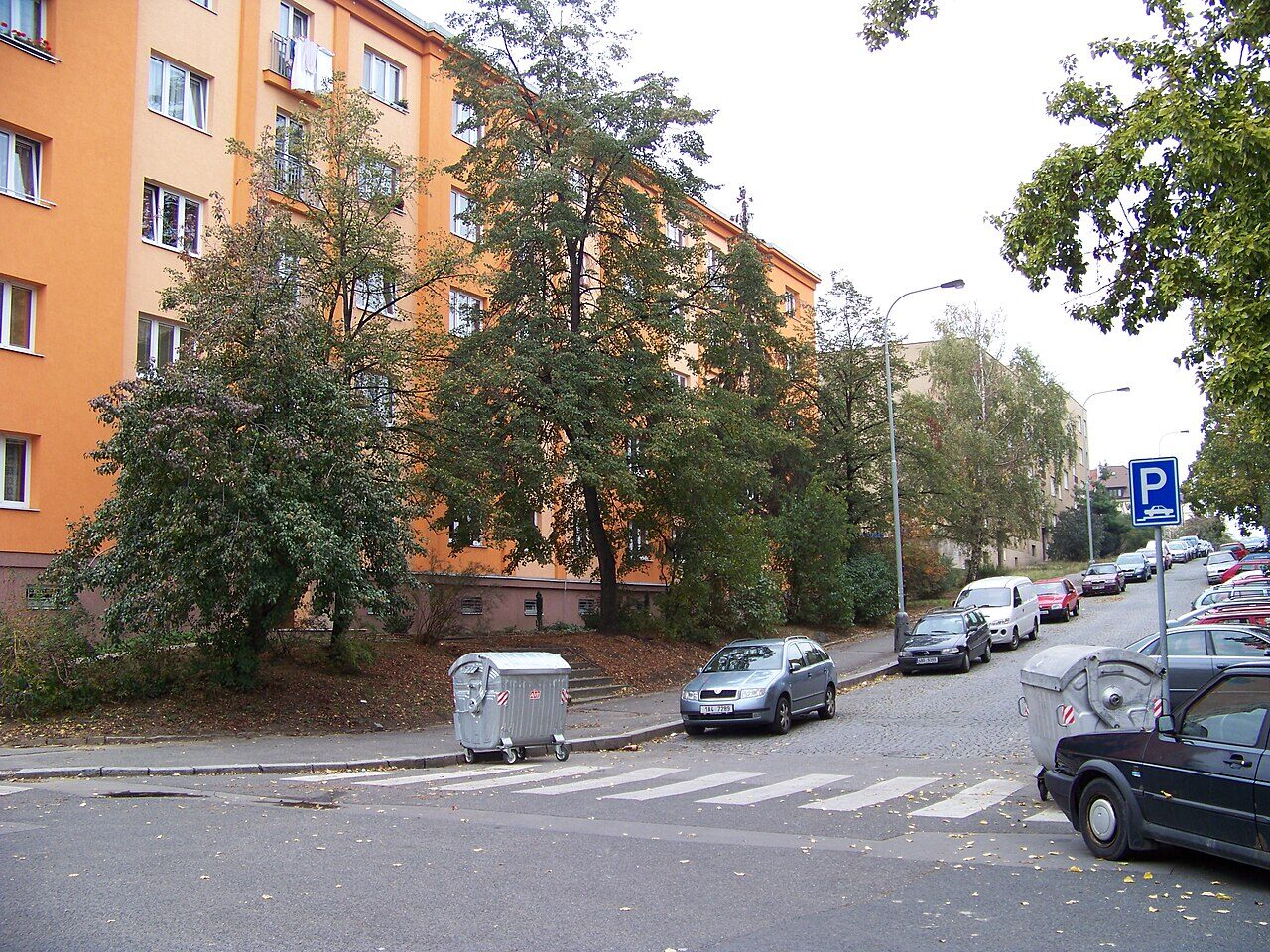 G40 — panelový dům