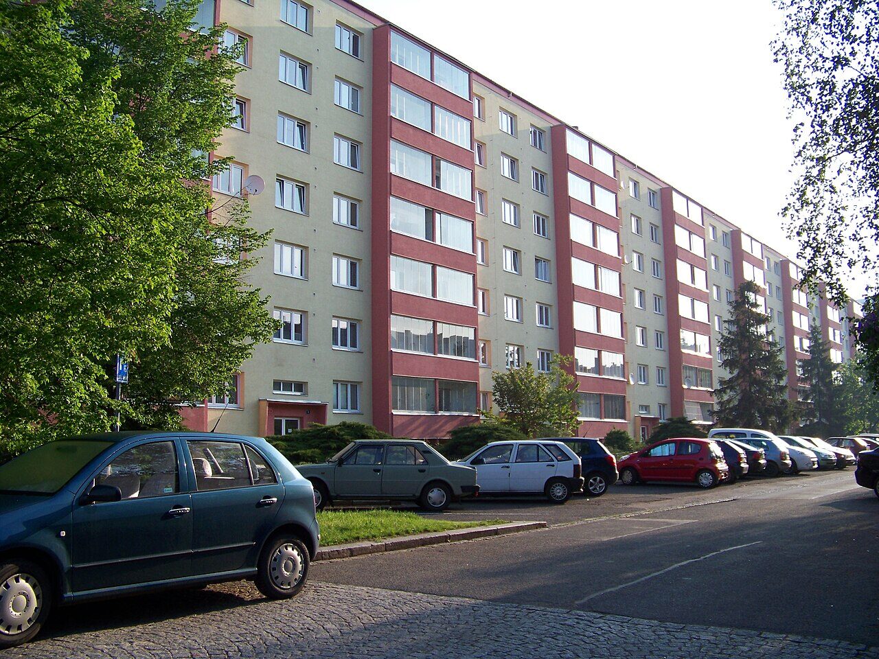 G57 — panelový dům