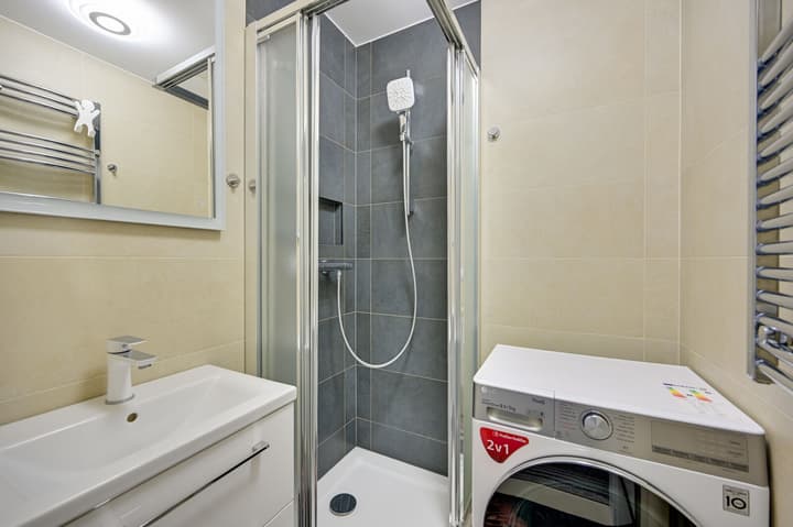 panelový byt 2+1 po rekonstrukci · 55 m² · Okružní, 3831, Prostějov