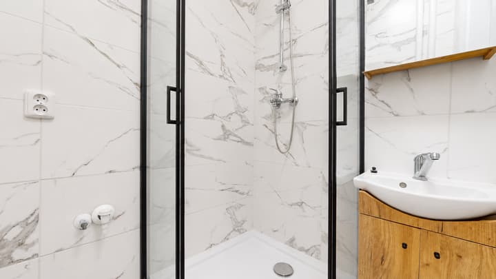 panelový byt 3+1 po rekonstrukci · 61 m² · Hněvotínská, Olomouc