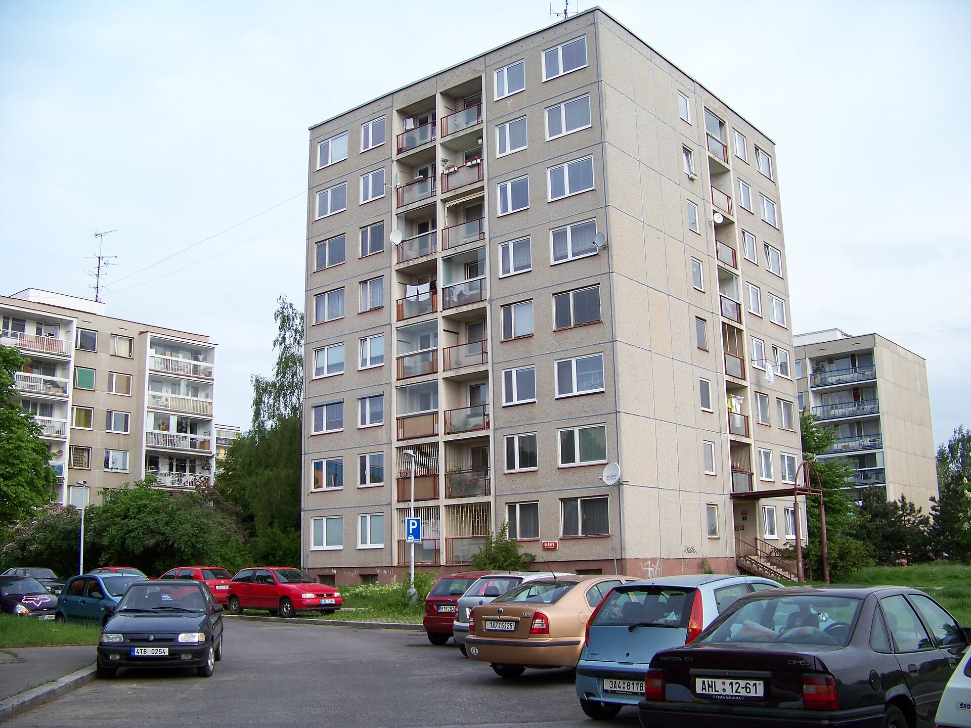 Larsen-Nielsen 1. aplikace — panelový dům