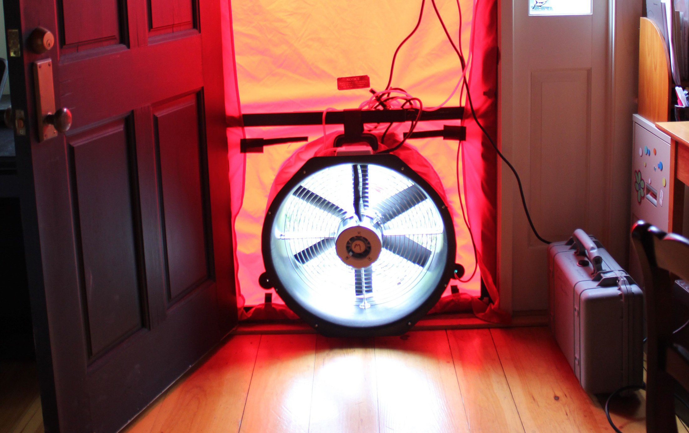 Měření neprůvzdušnosti (Blower Door) Mělník — Profese.