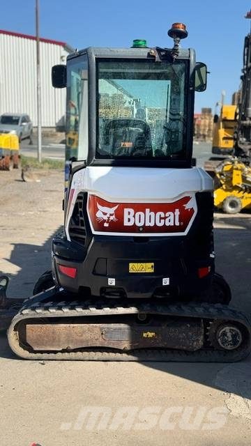 Prodej stavebního stroje Minibagr Bobcat E 26 2022, Holubice.