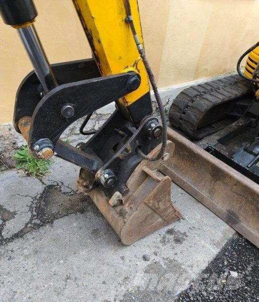 Prodej stavebního stroje Minibagr JCB 8060 2001, Bystřany.