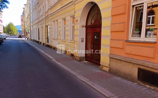 Pronájem kanceláře 71 m²Čs. legií, Děčín