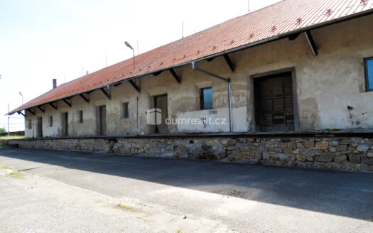 Pronájem skladu 330 m²Revoluční, Moravský Písek