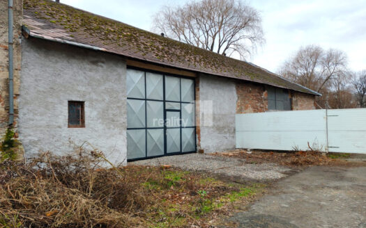 Pronájem skladu 270 m²Masarykovo nám., Nové Dvory