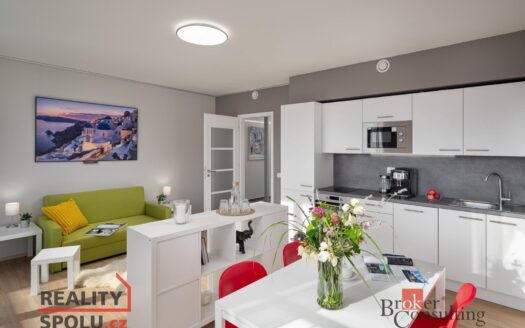 Pronájem Byty 1+kk Praha Ústecká 36 m²