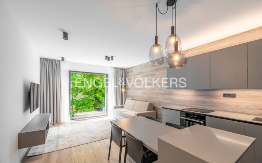Prodej bytu 1+kk, 36 m² – Praha, Smíchov, ulice Staropramenná