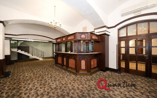 Prodej Komerční Obchody Praha Slavojova 149 m²