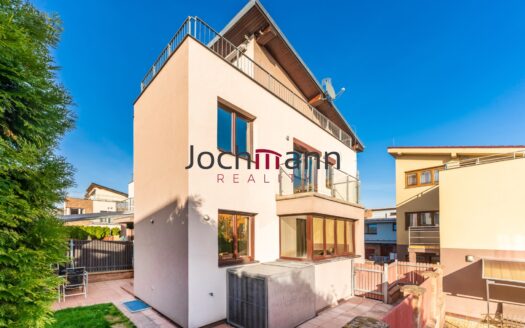 Prodej Domy Rodinné domy Praha Voleníkova 205 m²