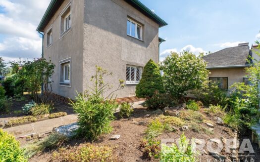 Prodej Domy Vily Praha Listopadová 139 m²