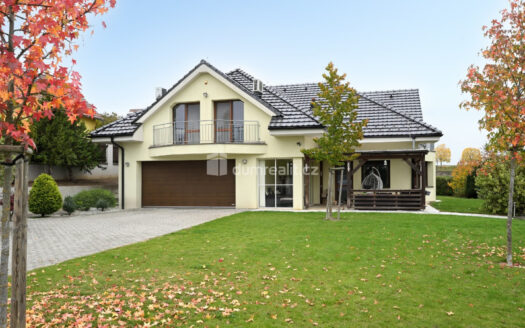 Prodej Domy Rodinné domy Praha K úvozu 261 m²