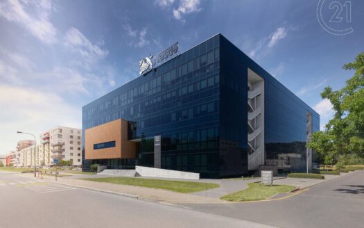 Pronájem Komerční Kanceláře Praha Mezi vodami 500 m²