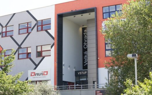 Pronájem Komerční Obchody Praha Prusíkova 100 m²