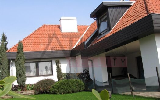 Pronájem Domy Rodinné domy Praha Ke hrádku 417 m²