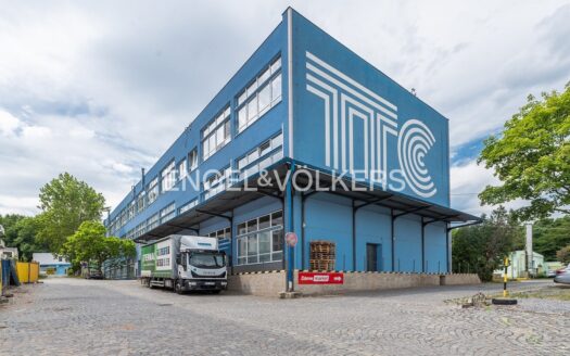 Pronájem Komerční Kanceláře Praha Naskové 80 m²