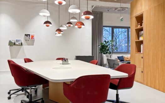 Pronájem Komerční Kanceláře Praha Karolinská 10 m²