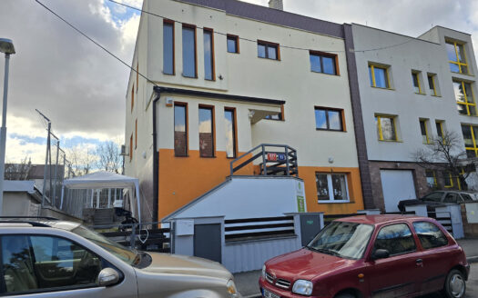 Prodej Domy Rodinné domy Praha Pištěkova 346 m²