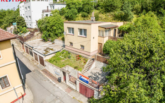 Prodej Domy Rodinné domy Praha Ke skalkám 160 m²