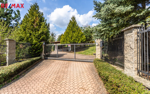 Prodej Pozemky Stavební parcely Praha Na dražkách 1 m²