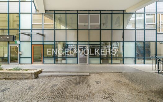 Pronájem Komerční Obchody Praha Chrudimská 376 m²