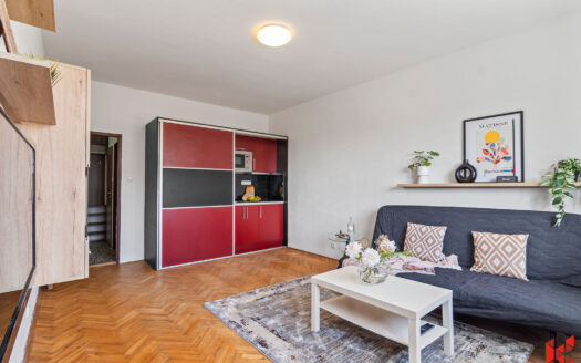 Prodej bytu 1+kk, 32 m² – Praha, Michle, ulice Michelská