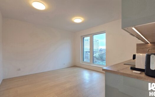 Pronájem Byty 1+kk Praha Hábova 25 m²