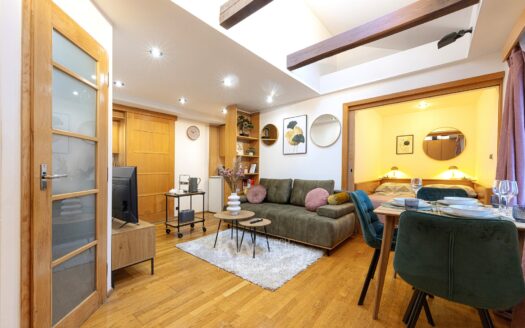 Prodej Byty 1+kk Praha Navrátilova 28 m²