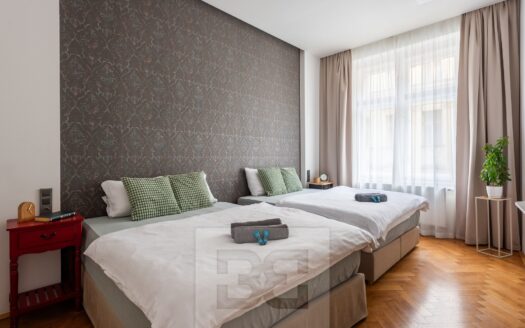 Prodej Byty 2+1 Praha Ve Smečkách 66 m²