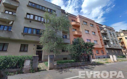 Pronájem Byty 1+kk Praha U družstva Ideál 25 m²