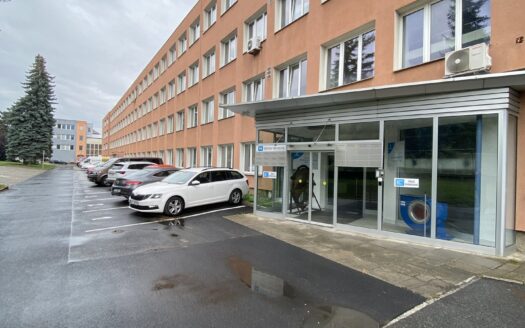 Pronájem Komerční Kanceláře Praha Vrážská 774 m²