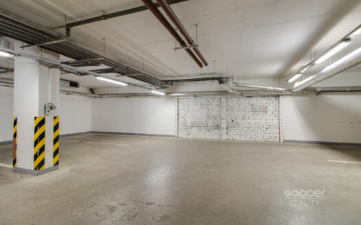 Pronájem Garáže, 15 m² – Praha, Vysočany, ulice Paříkova