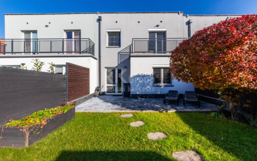 Prodej Domy Rodinné domy Praha Englerova 150 m²