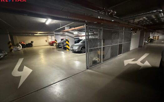 Prodej Garážová stání, 12 m² – Praha, Stodůlky, ulice Petržílkova