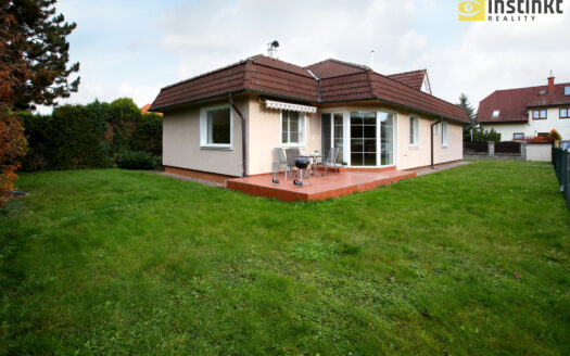 Pronájem Domy Rodinné domy Praha Chocholova 191 m²