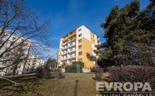 Pronájem Byty 3+1 Praha Churáňovská 71 m²