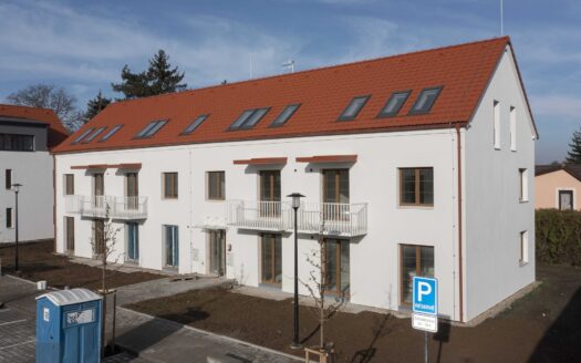 Prodej bytu 2+kk, 58 m² – Praha, Dubeč, ulice Dubeč