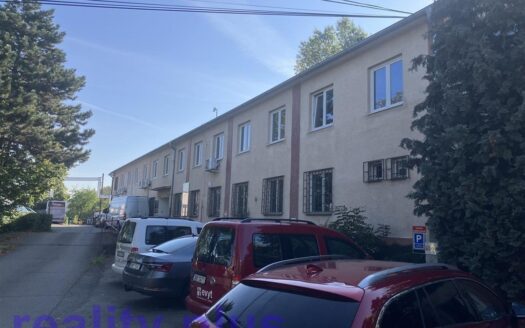 Pronájem Komerční Kanceláře Praha Služeb 551 m²