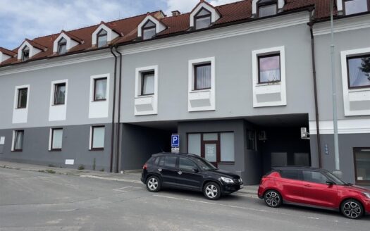 Pronájem Garáže Praha Prosek Na rozhraní