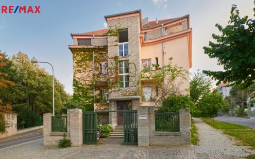 Pronájem Komerční Kanceláře Praha Bubenečská 49 m²