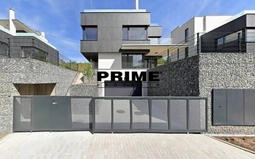 Pronájem Domy Rodinné domy Praha U Lesoparku 408 m²