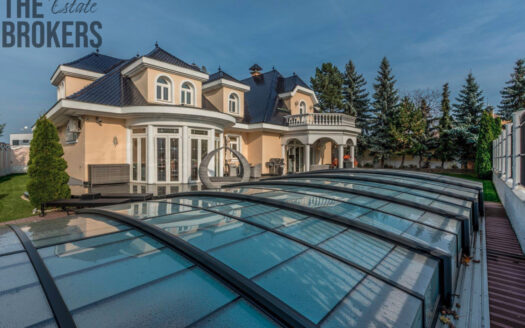 Prodej Domy Vily Praha U přejezdu 359 m²