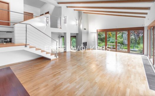 Pronájem Domy Vily Praha Panská zahrada 260 m²