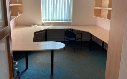 Pronájem Komerční Kanceláře Praha Prosecká 17 m²