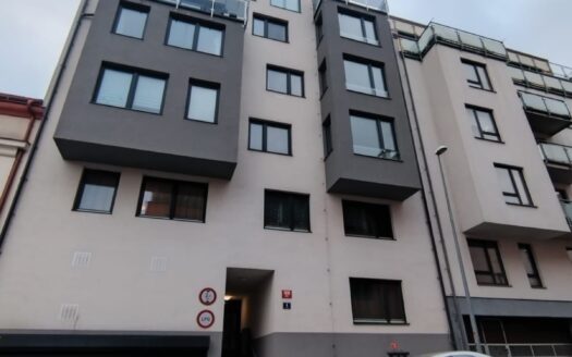 Pronájem Garáže Praha Košíře Tůmova