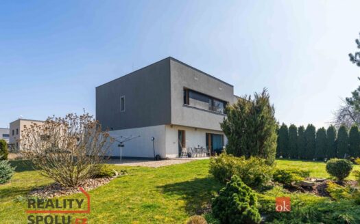 Prodej Domy Rodinné domy Praha Za blaty 146 m²