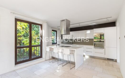 Pronájem Domy Vily Praha Na dlouhé mezi 436 m²