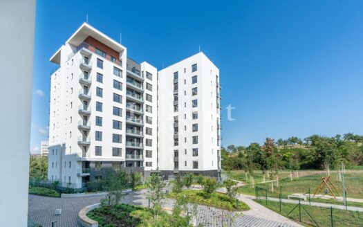 Pronájem Byty 3+kk Praha V třešňovce 82 m²