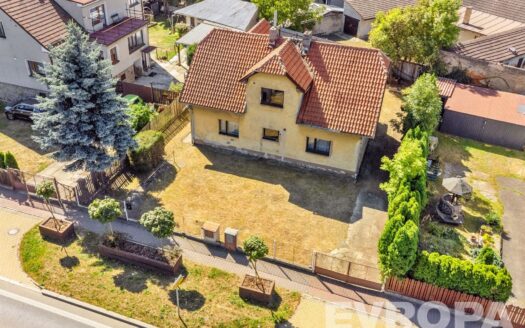 Prodej Domy Rodinné domy Praha Českobrodská 156 m²